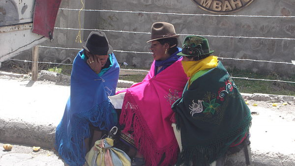 Einheimischen in Otavalo Markt ()